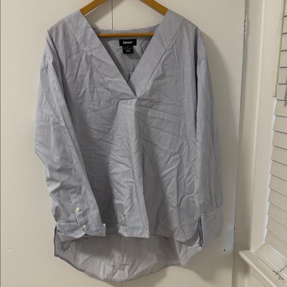 NWOT DKNY cotton shirt